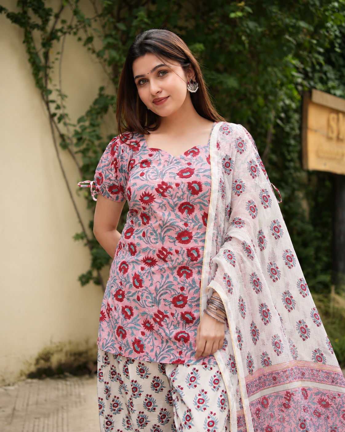 Gulshan Pink & White Three Piece Farshi Set