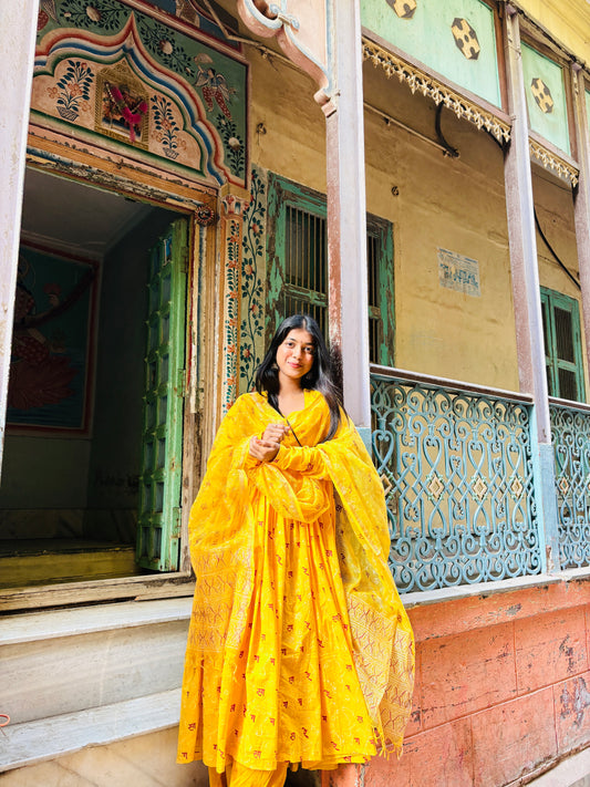 Ghazal set (with extra ghera)