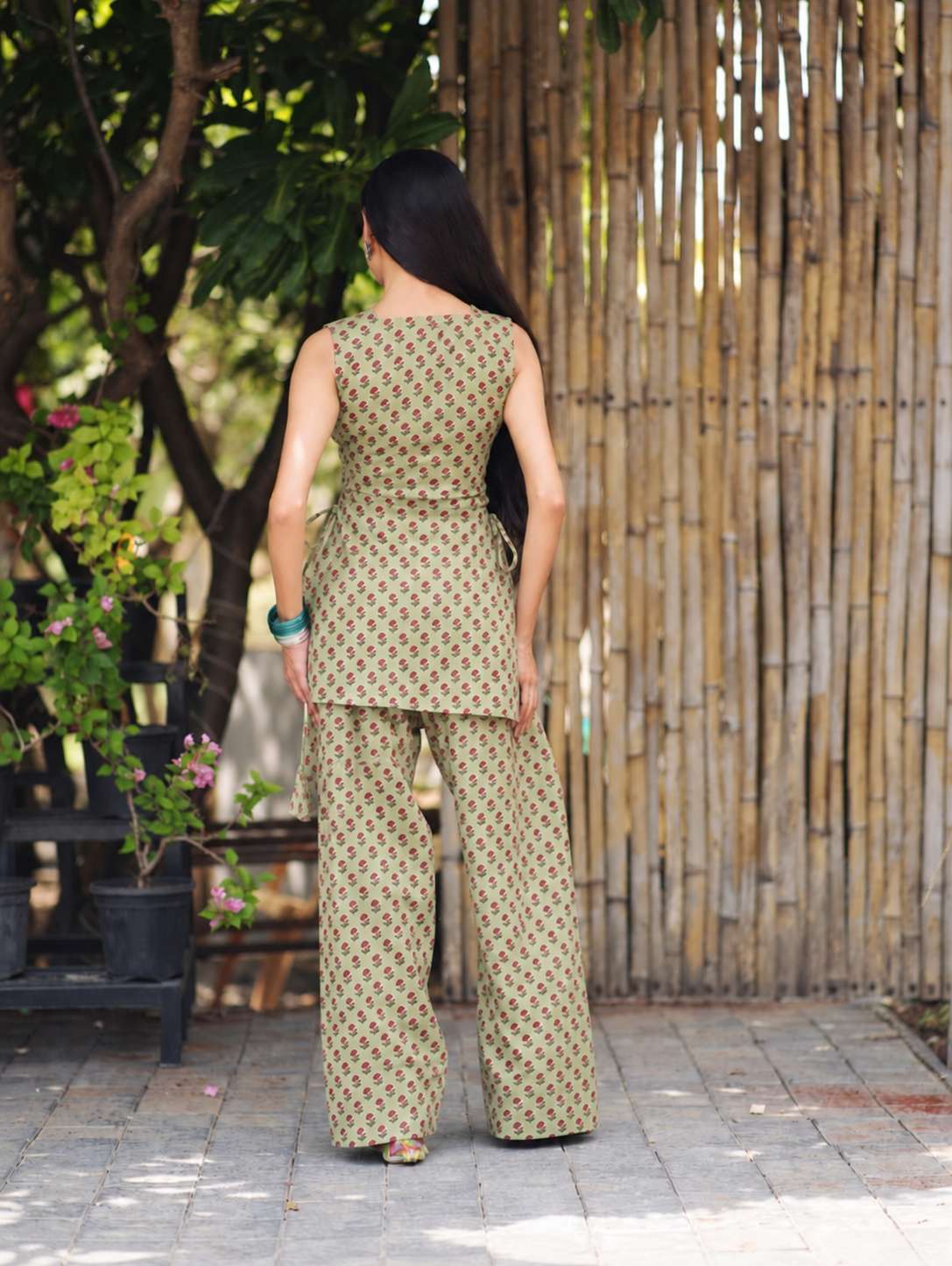 Pista Noor Two Piece Farshi Set