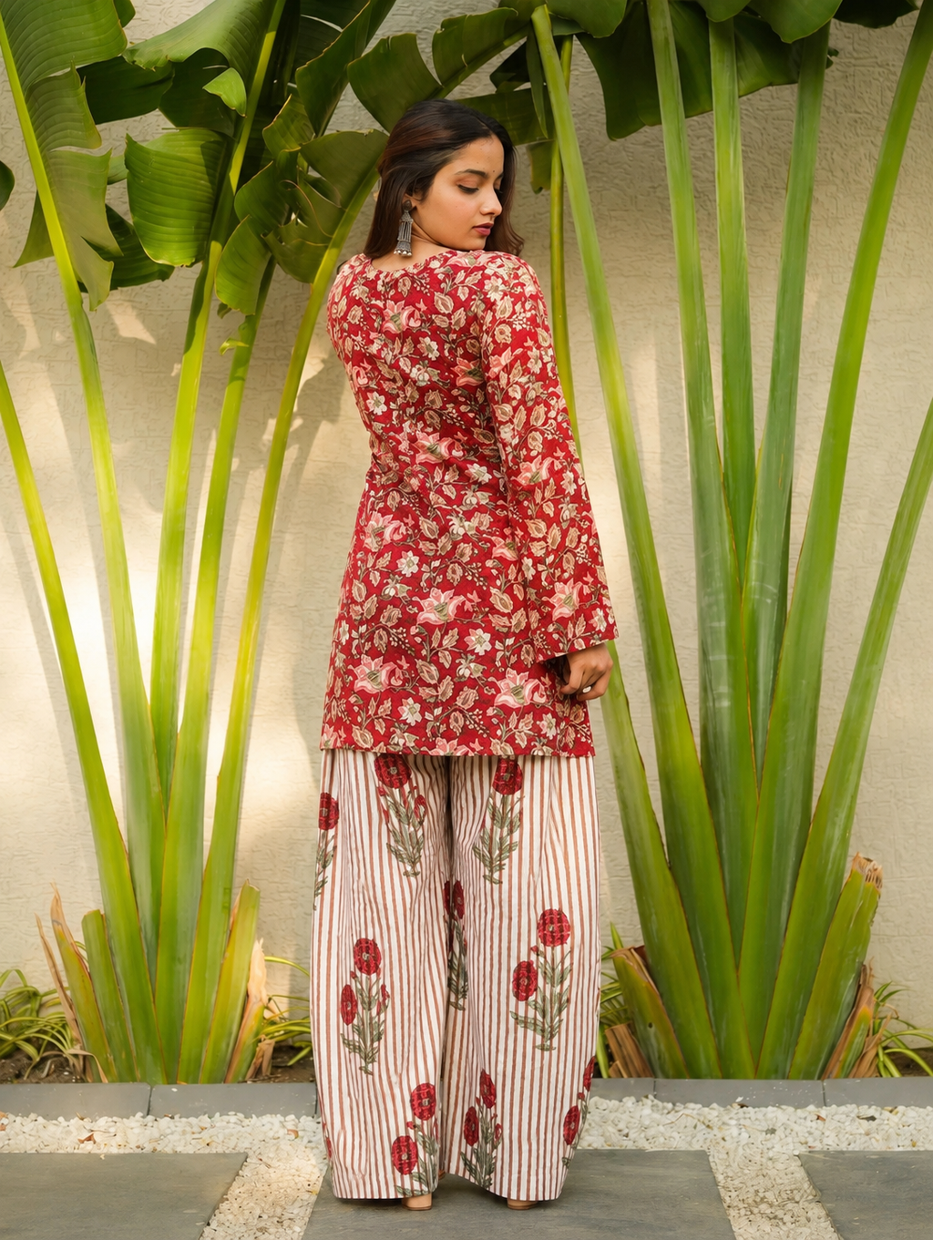 Isha Red Two Piece Farshi Set