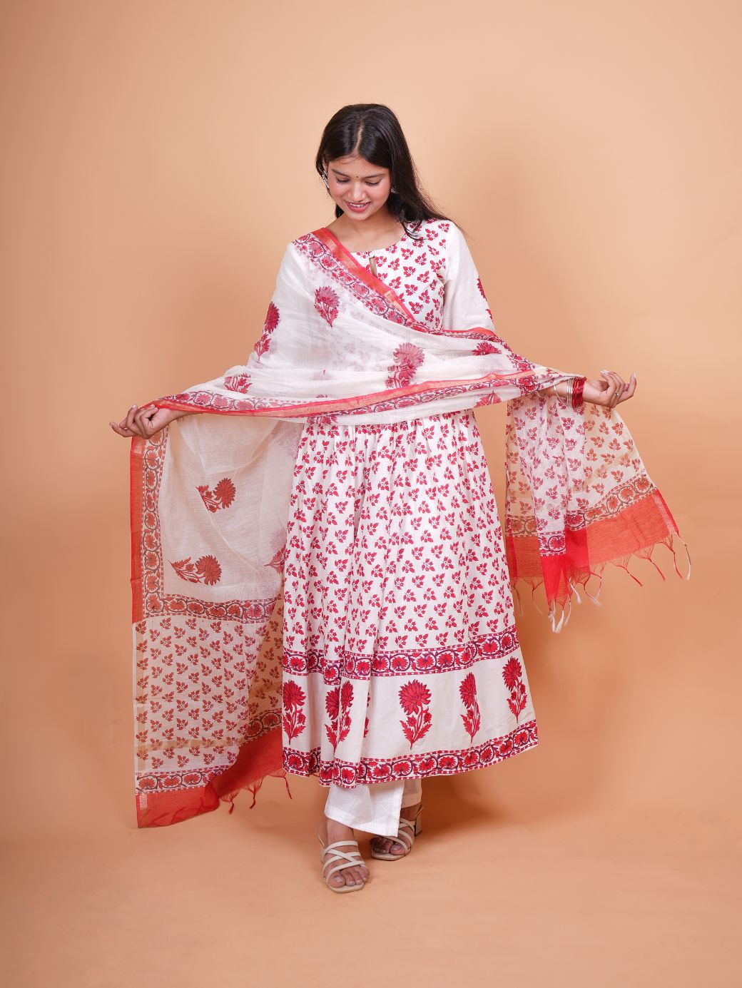 Pankhuri three piece chanderi set